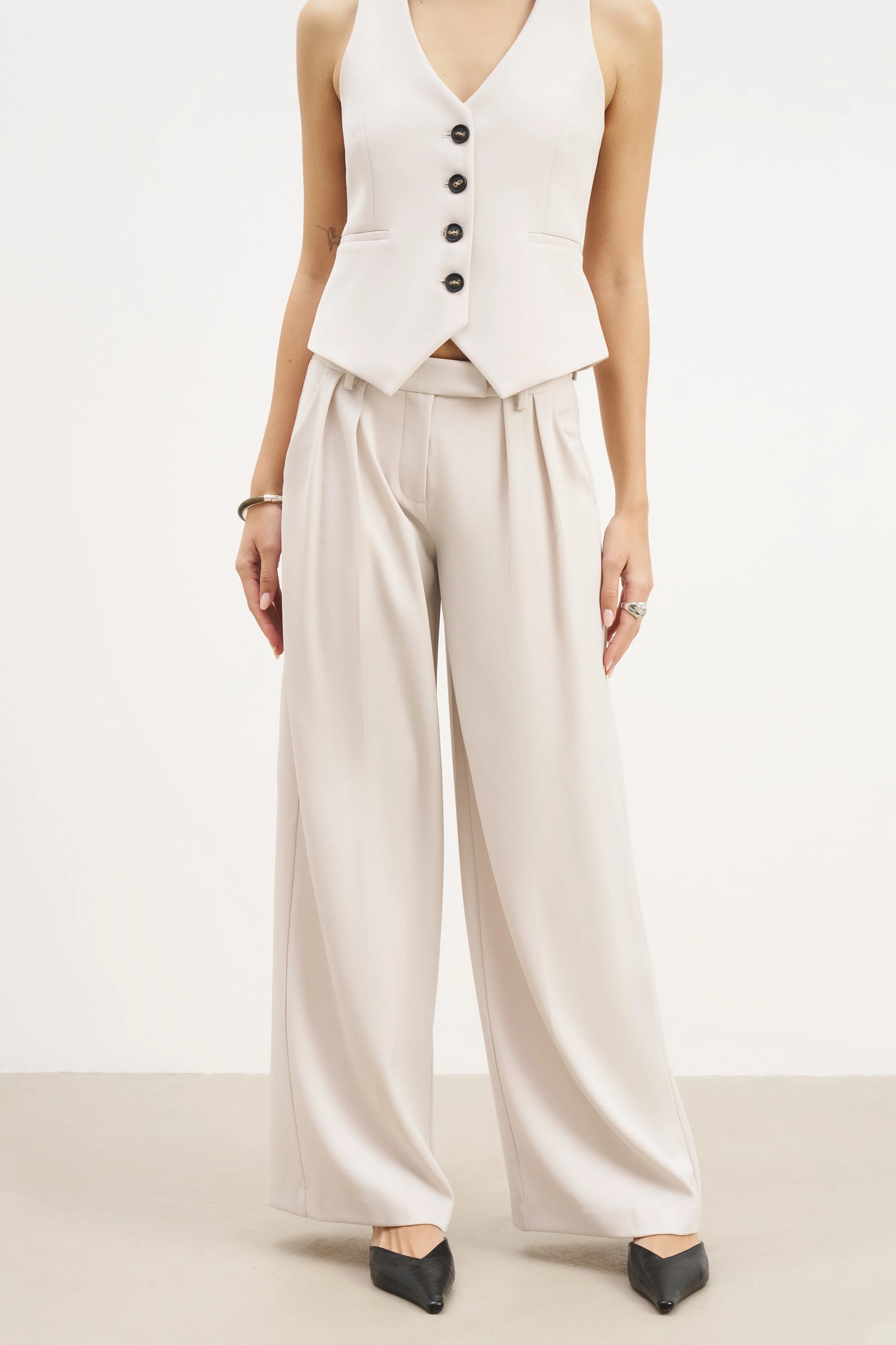 Clean Cut Double Pleat Trousers - Ecru - Image 2