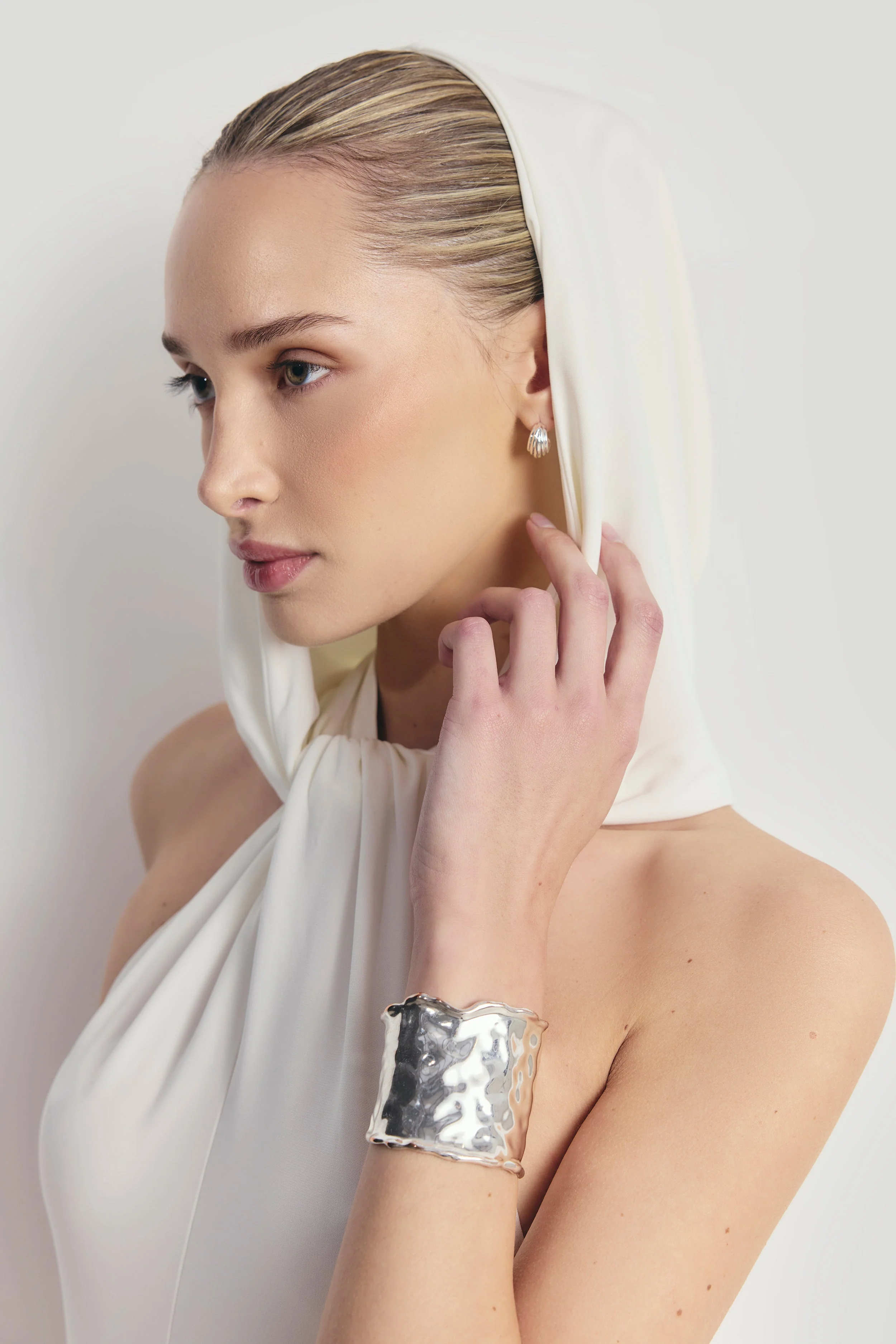 Hooded Halterneck Maxi Dress - White - Image 4