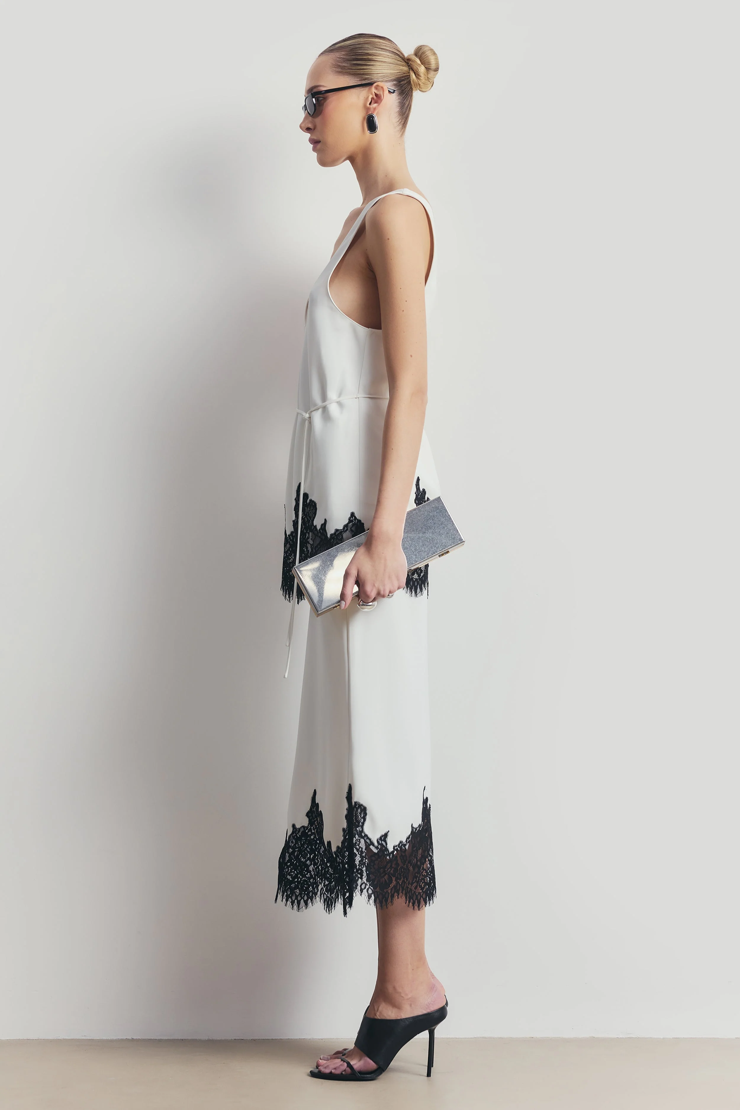 Lace Hem Scoop Neck Longline Top - White - Image 6