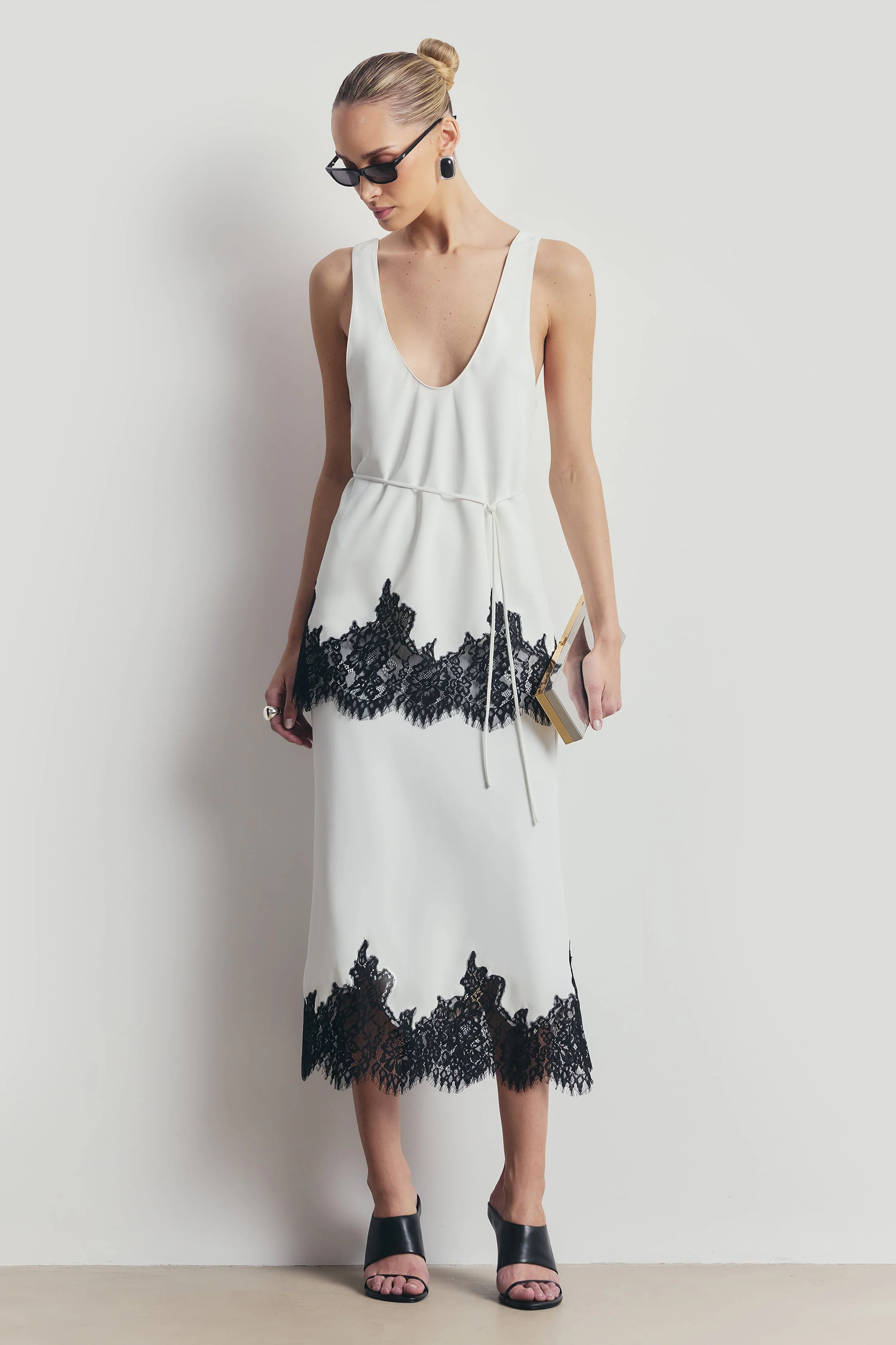 Lace Hem Scoop Neck Longline Top - White - Image 8