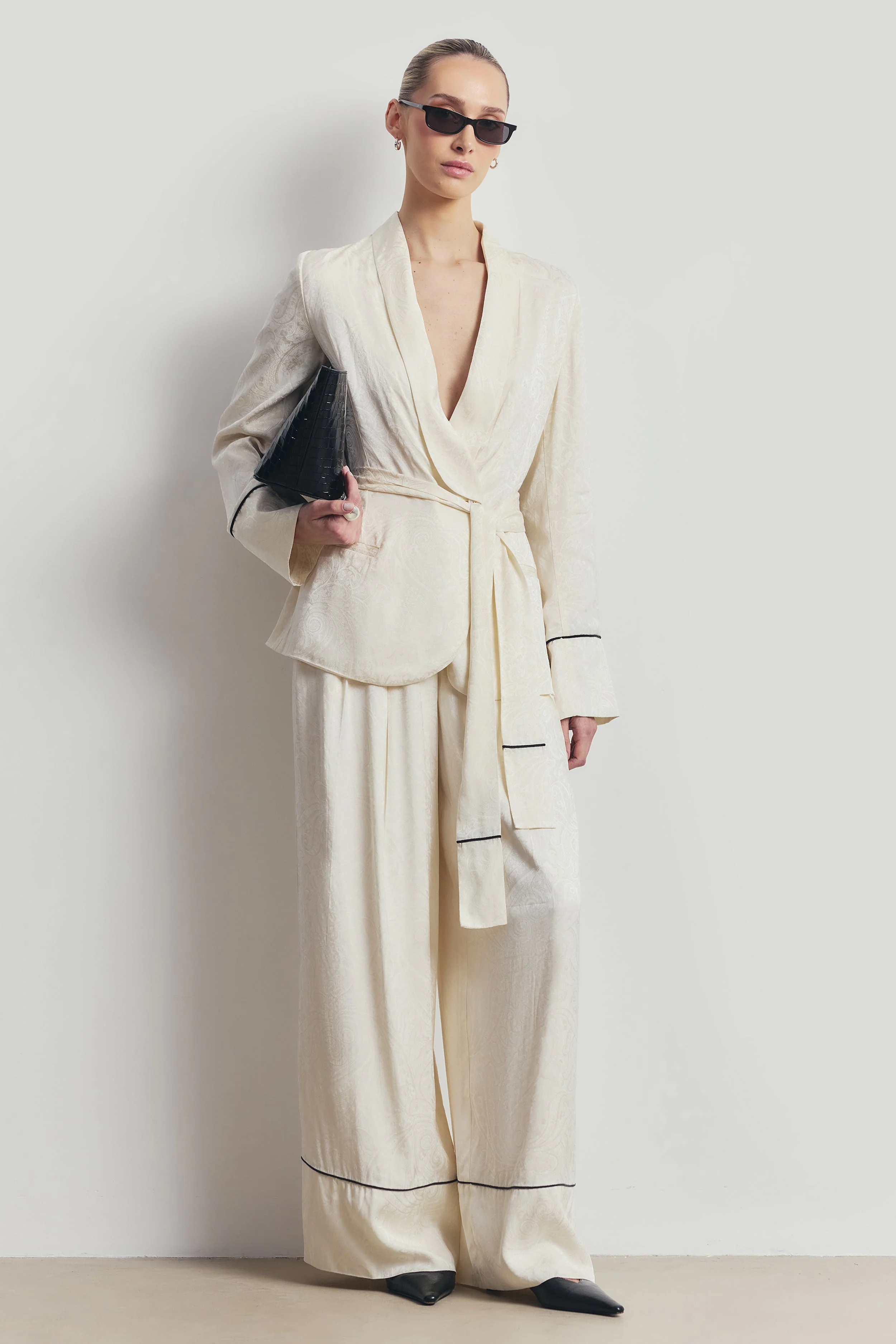 Shawl Collar Jacquard Blazer with Scarf - Cream - Image 4