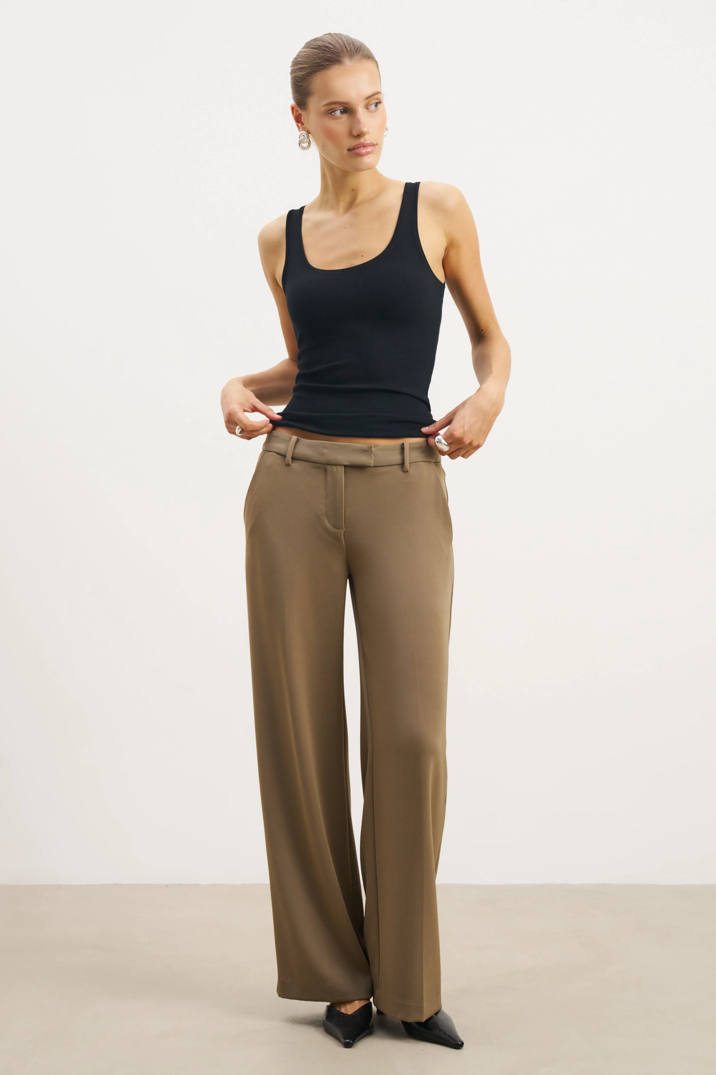 Soft Ribbed Tank Top - Black - Image 3