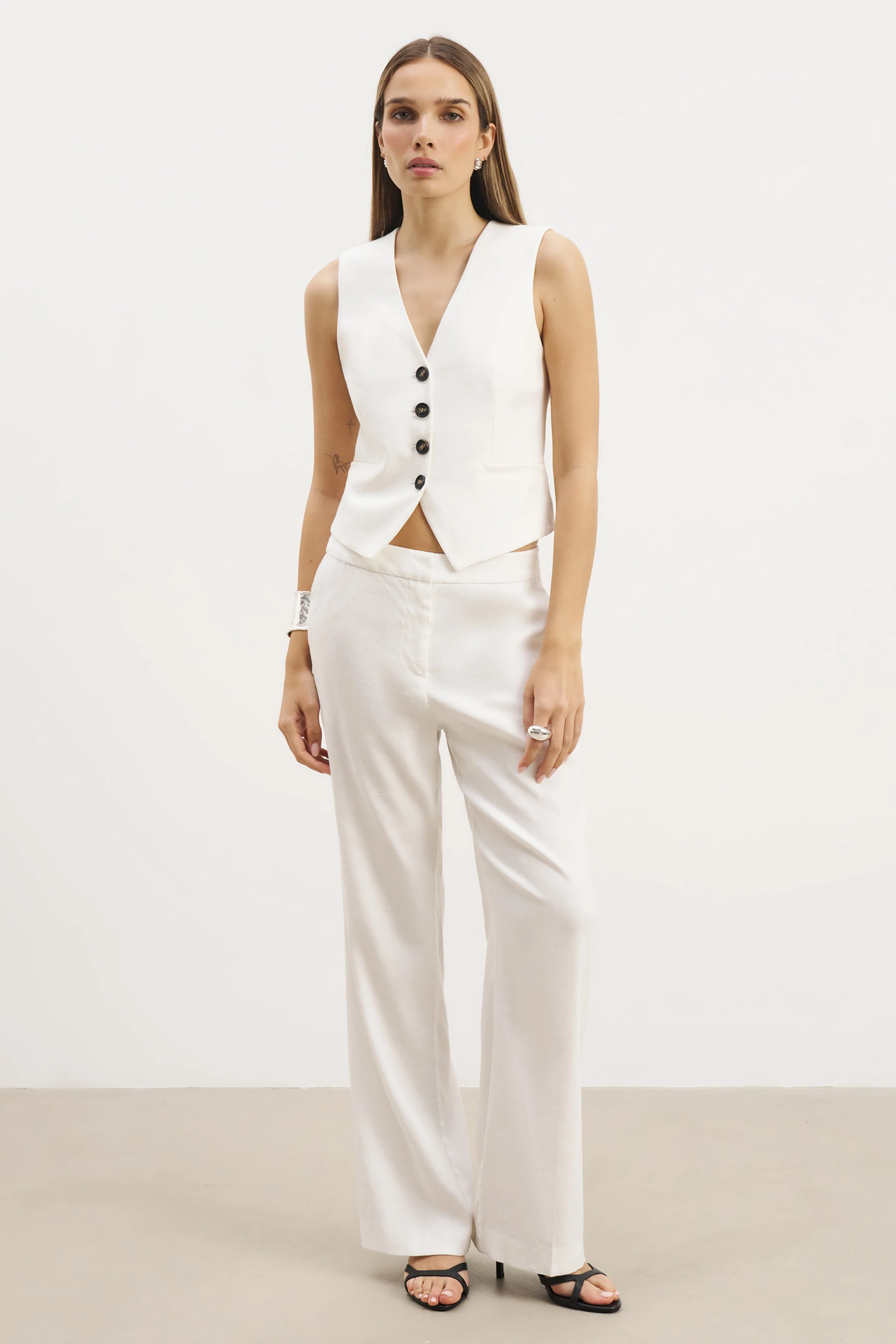 Straight Cut Linen Waistcoat - White - Image 3